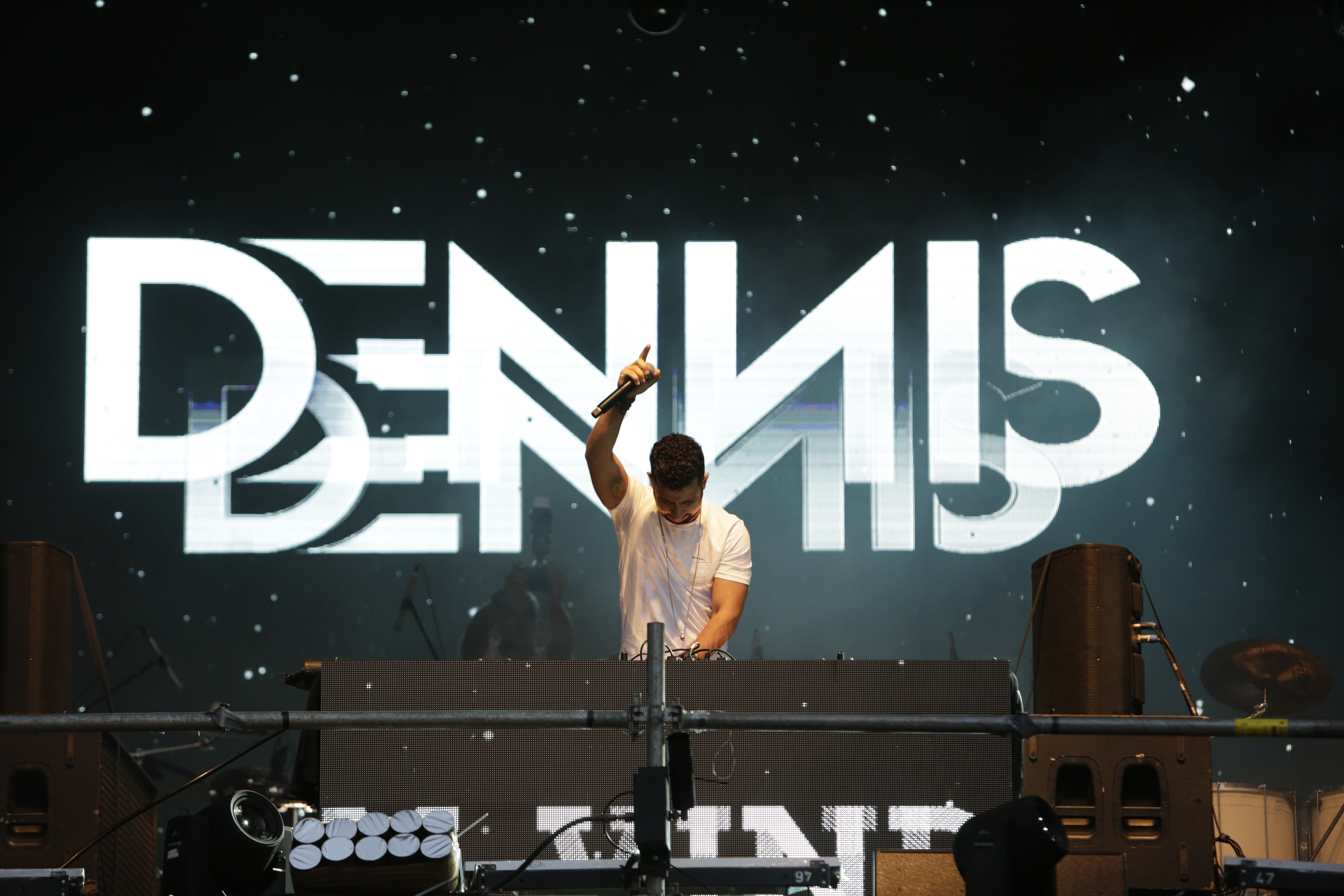 Réveillon 2016, DJ Dennis. Foto: José Cordeiro/ SPTuris